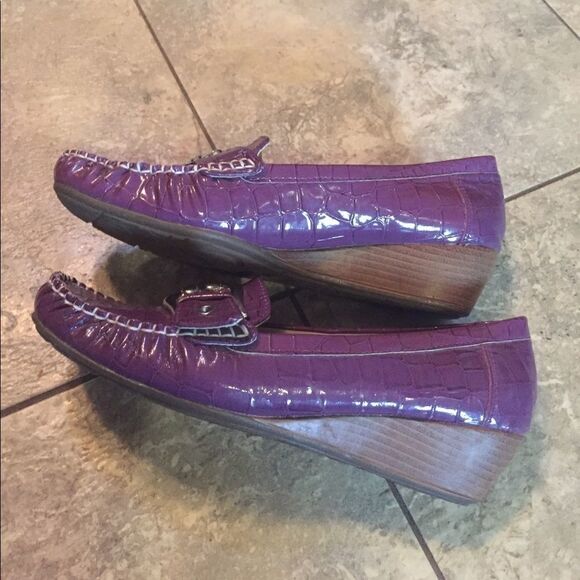 Purple Bolaro loafers sz 7.5 - Picture 3 of 5